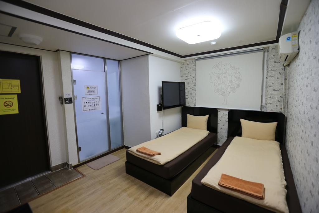 首爾 巧克力树青年旅馆酒店 外观 照片