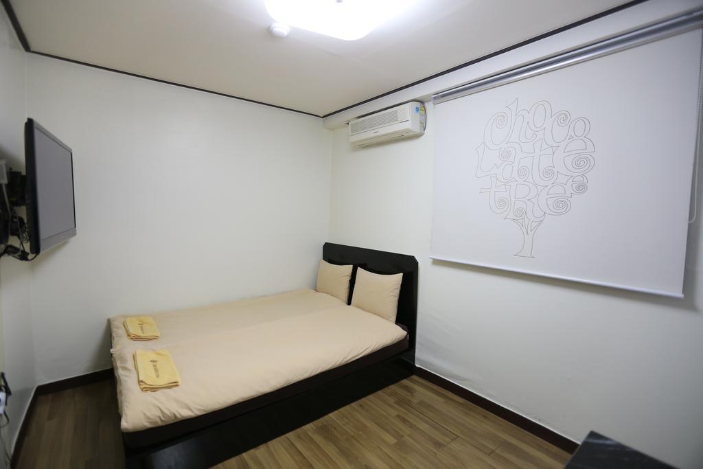 首爾 巧克力树青年旅馆酒店 外观 照片